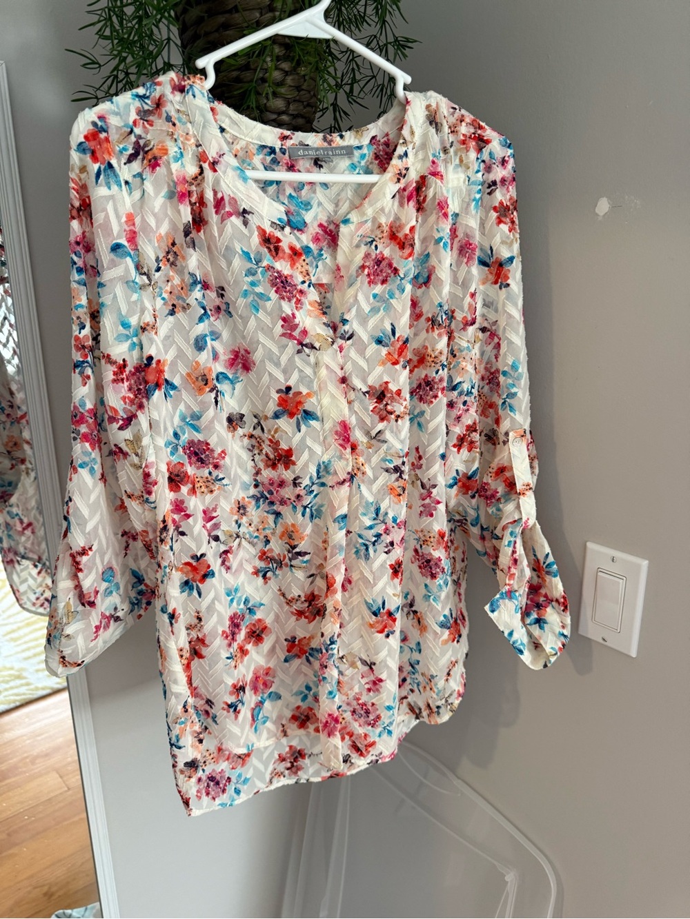 Daniel Rainn White Floral Roll-Sleeve Blouse with Blue & Coral Accents